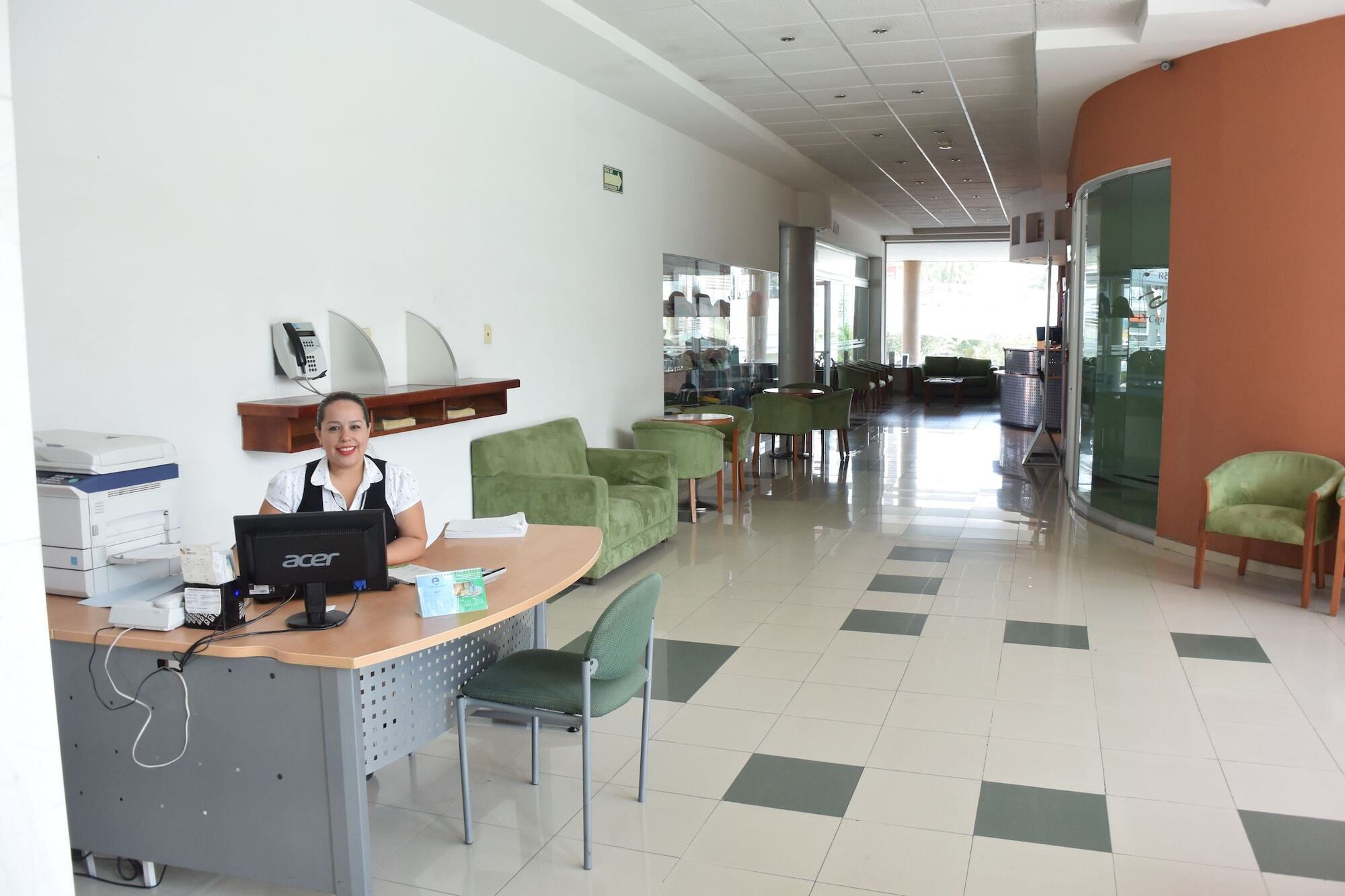 Mision Leon Hotel Exterior photo